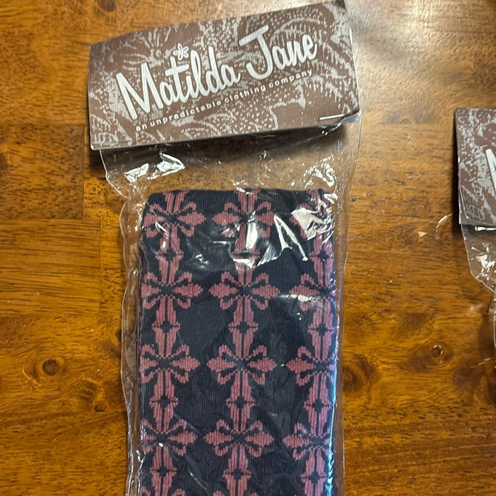 NWT MJ girls Midnight Plum tights, size L